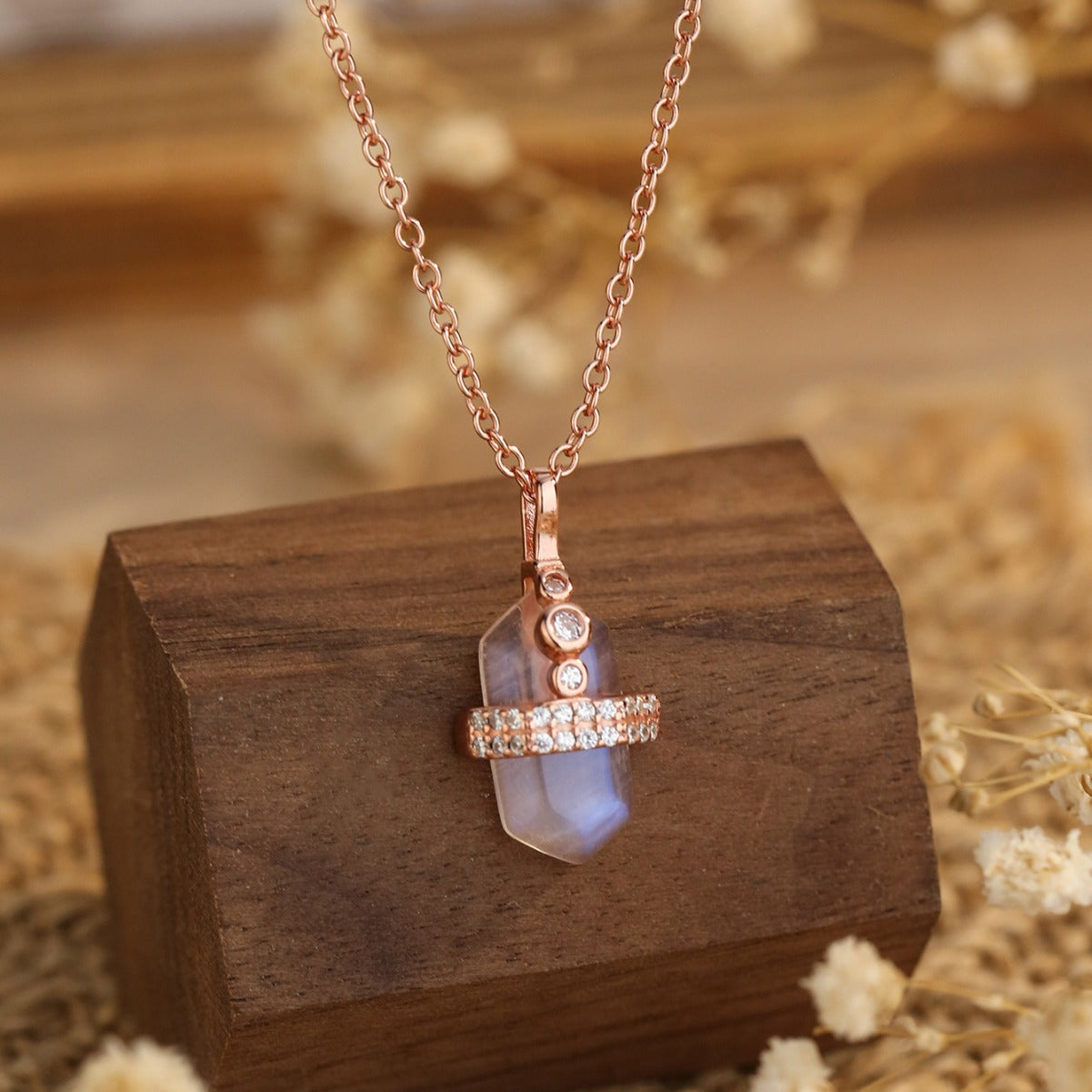 Náhrdelník Měsíční kámen Emma Mesičním Kamenem