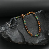 Nahrdelník Zapinanim Tygriho Oka Zlatym Koralky