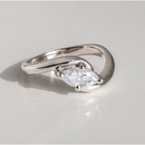 Prsten Zirkony Vlnitého Zirkonem Stříbra Se